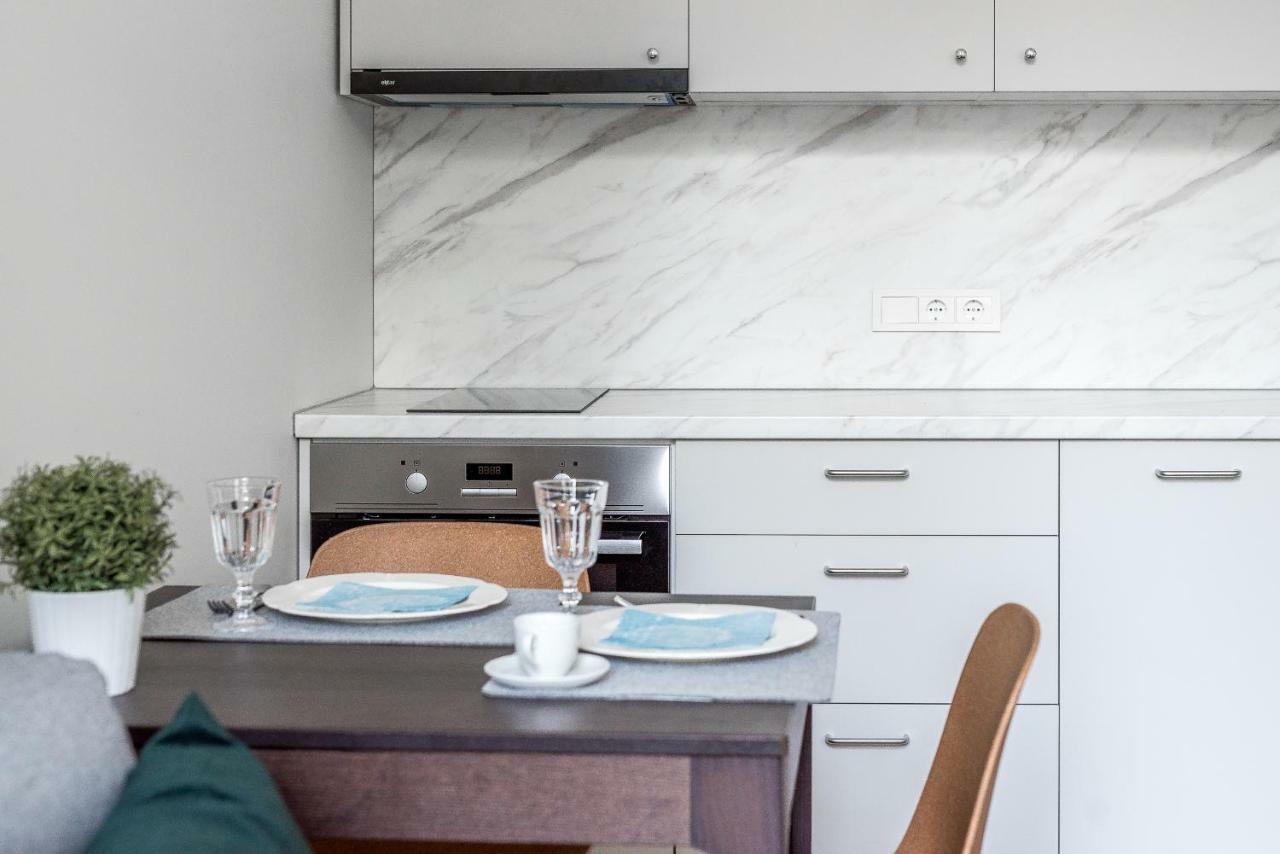 City Center Apartment By Urban Rent Вильнюс Экстерьер фото