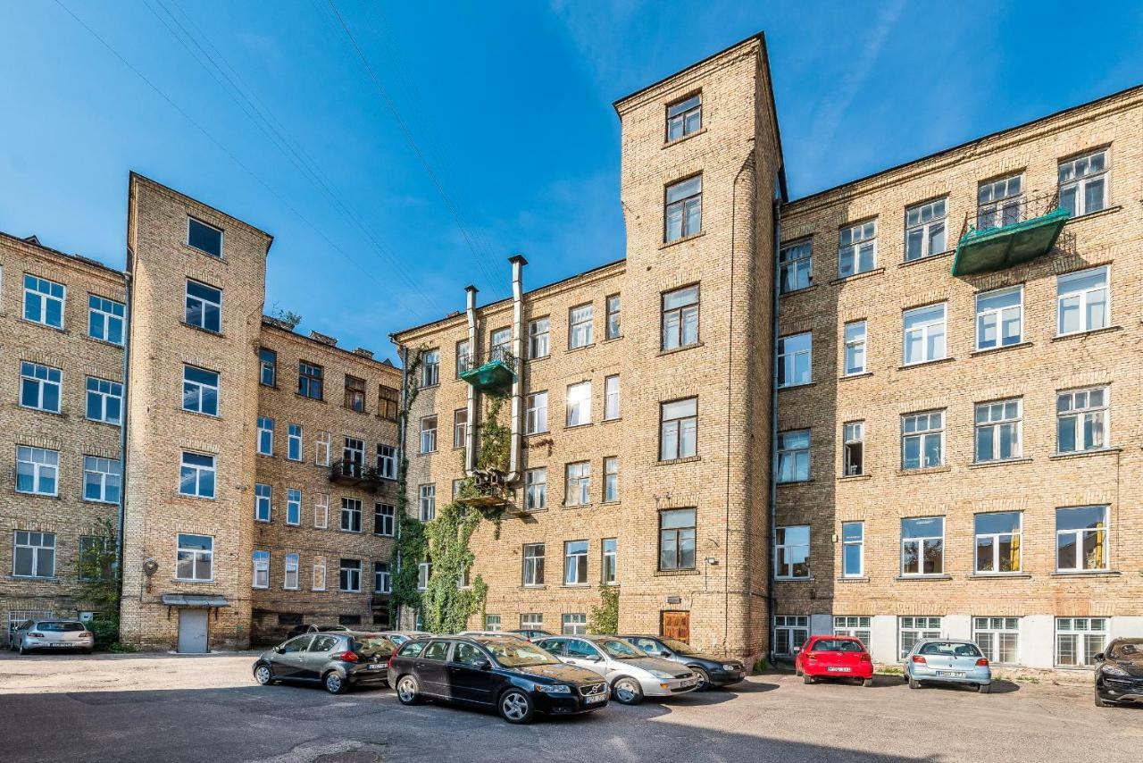 City Center Apartment By Urban Rent Вильнюс Экстерьер фото